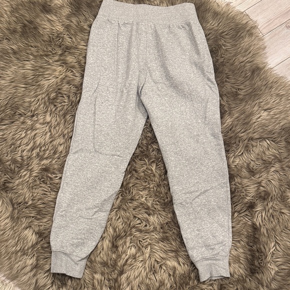 Nike Women's Gray joggers - Picture 4 of 4